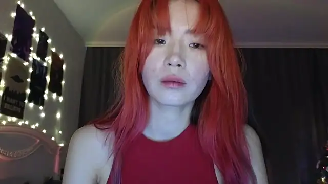 Snapshot of E_v_E_ chatting on 12-28-24, 07:00 E v E  online show from 12-28-24, 07:00