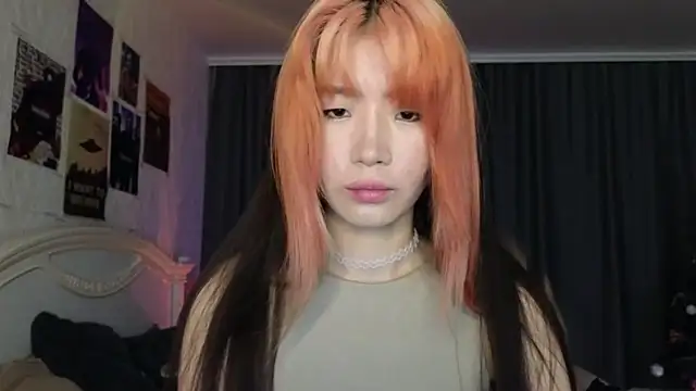 Snapshot of E_v_E_ chatting on 03-14-25, 03:03 E v E  online show from 03-14-25, 03:03