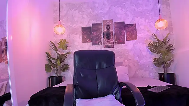 Regan   online show from 03-09-25, 07:23