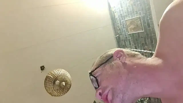 mikeythebestsucker online show from 05-25-26, 05:24