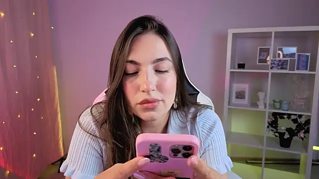 MelissaLovvv online show from 06-20-26, 03:53