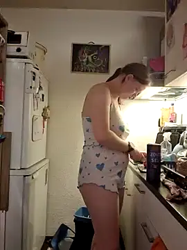 rose bunny online show from 01-17-25, 12:42