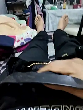 juan56900 online show from 11-21-25, 03:44