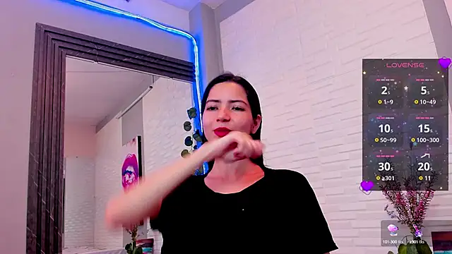 sweetieandjuicyy online show from 01-10-25, 03:48