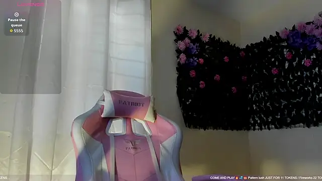 Snapshot of sweetieandjuicyy chatting on 06-18-26, 08:46 sweetieandjuicyy online show from 06-18-26, 08:46
