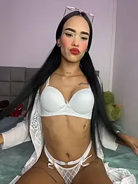 Snapshot of Exotic_girl666 chatting on 10-31-25, 02:45 Exotic girl666 online show from 10-31-25, 02:45