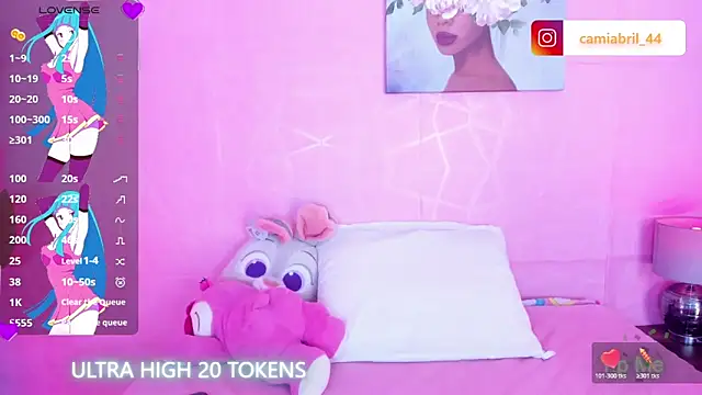 Trixiroy online show from 04-26-26, 03:37