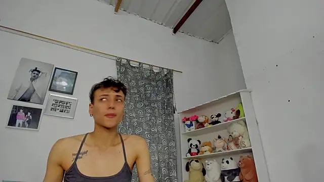 megan 100 online show from 02-26-26, 05:45