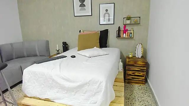 afrodita martinez online show from 02-08-25, 06:43