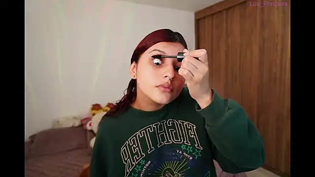 Luu Princess online show from 12-23-24, 11:28