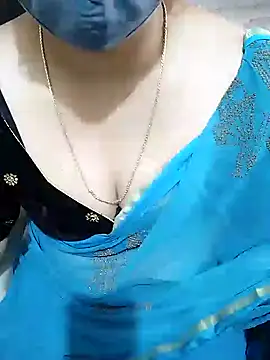 Snapshot of aliseanu chatting on 01-18-25, 05:52 aliseanu online show from 01-18-25, 05:52