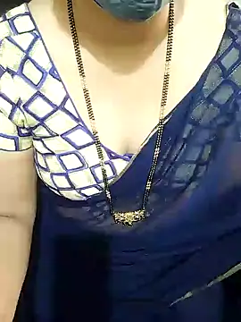 Snapshot of aliseanu chatting on 02-11-25, 05:47 aliseanu online show from 02-11-25, 05:47