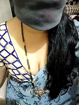 Snapshot of aliseanu chatting on 03-20-25, 04:18 aliseanu online show from 03-20-25, 04:18