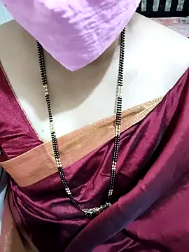 Snapshot of aliseanu chatting on 10-12-25, 08:46 aliseanu online show from 10-12-25, 08:46