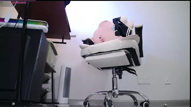 CN-Doudou online show from 03-27-26, 04:07