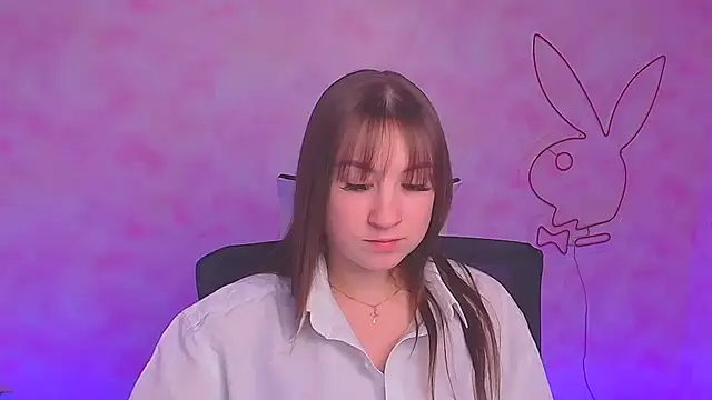 Snapshot of Evelina_GG chatting on 12-23-24, 09:38 Evelina GG online show from 12-23-24, 09:38