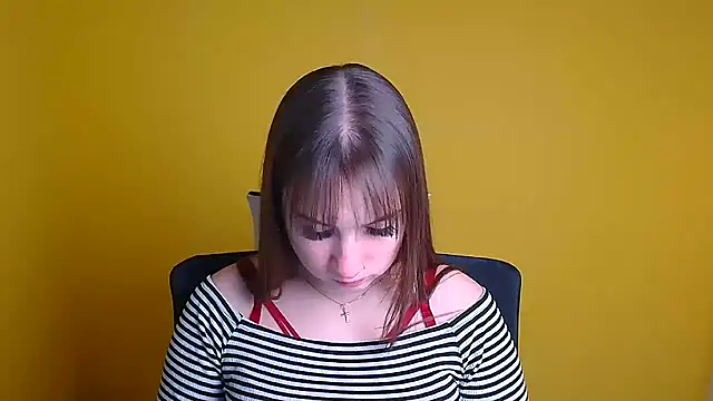 Snapshot of Evelina_GG chatting on 01-04-25, 07:03 Evelina GG online show from 01-04-25, 07:03