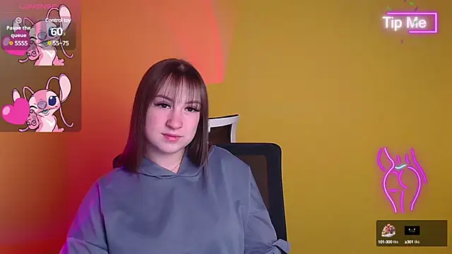 Snapshot of Evelina_GG chatting on 03-06-25, 06:41 Evelina GG online show from 03-06-25, 06:41