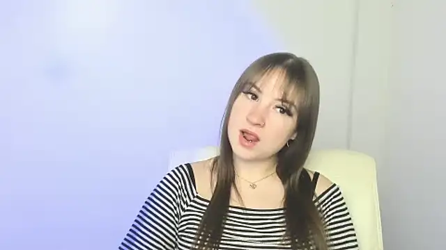 Snapshot of Evelina_GG chatting on 03-12-25, 06:51 Evelina GG online show from 03-12-25, 06:51