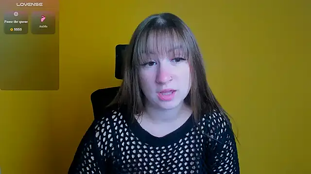 Snapshot of Evelina_GG chatting on 10-06-25, 05:38 Evelina GG online show from 10-06-25, 05:38