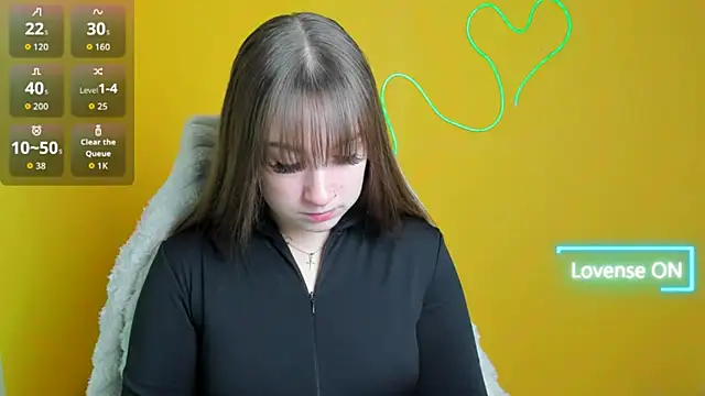 Snapshot of Evelina_GG chatting on 11-21-25, 06:34 Evelina GG online show from 11-21-25, 06:34