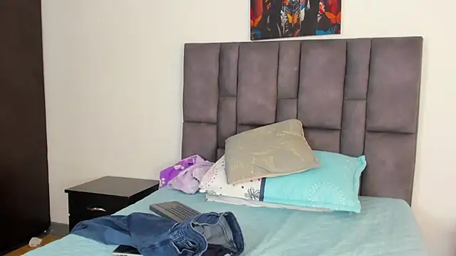 Snapshot of Dulce_amg chatting on 01-05-25, 03:34 Dulce amg online show from 01-05-25, 03:34