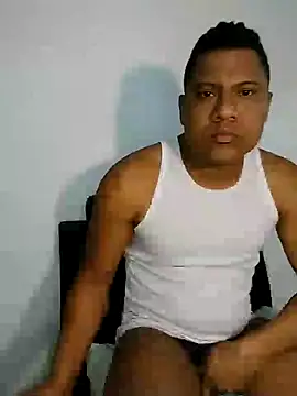 Snapshot of latinblack01 chatting on 12-04-24, 06:39 latinblack01 online show from 12-04-24, 06:39