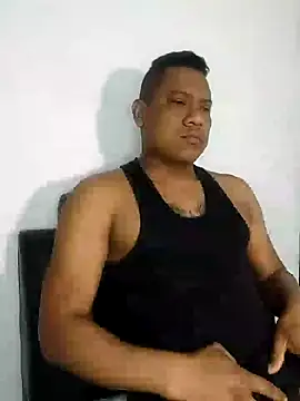 Snapshot of latinblack01 chatting on 12-17-24, 03:06 latinblack01 online show from 12-17-24, 03:06