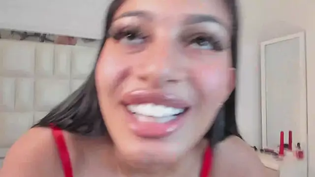 Snapshot of Alhana_pulido chatting on 02-04-25, 10:55 Alhana pulido online show from 02-04-25, 10:55