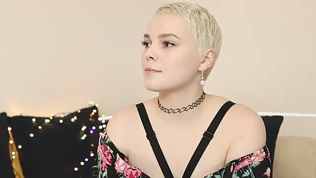 LikaBerry1 online show from 12-29-24, 11:08