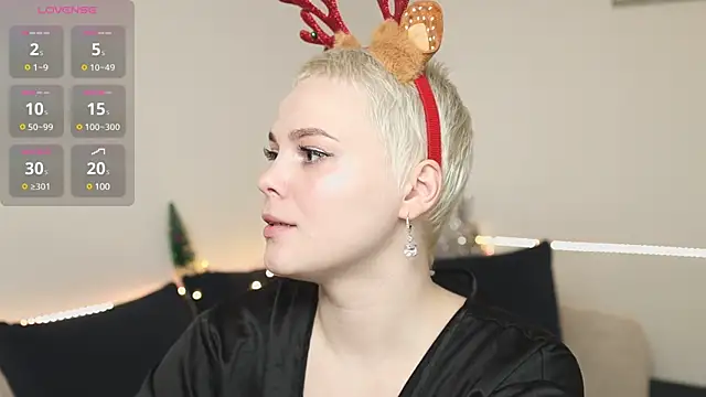 LikaBerry1 online show from 12-31-24, 07:51