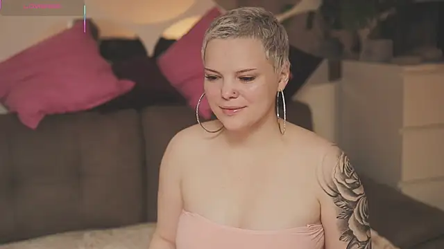 LikaBerry1 online show from 11-13-25, 05:06