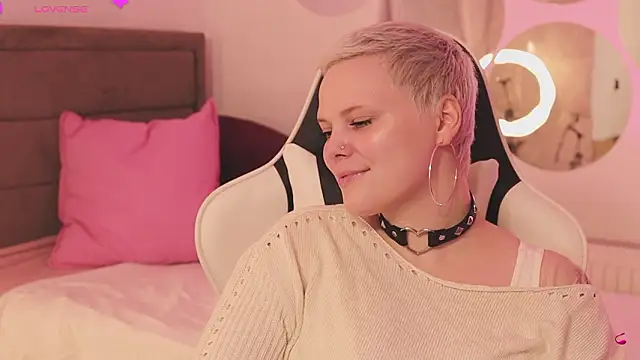 LikaBerry1 online show from 02-21-26, 01:45