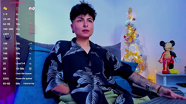 ZuryRamirez  online show from 01-08-25, 06:31