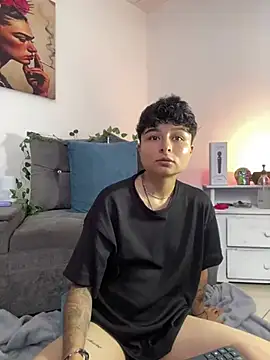 ZuryRamirez  online show from 02-05-25, 07:10