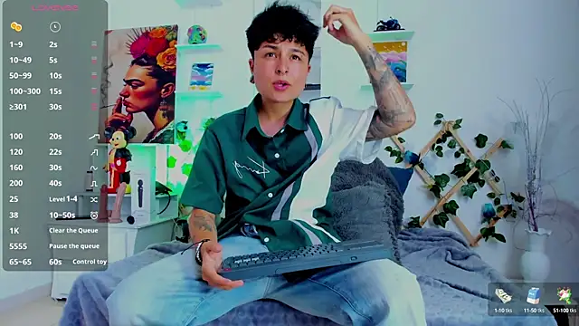 ZuryRamirez  online show from 02-19-25, 07:05