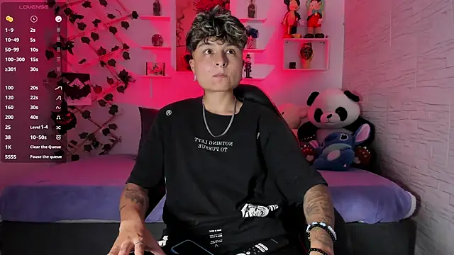 ZuryRamirez  online show from 11-07-25, 11:27