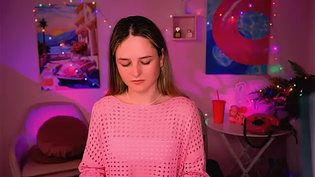 Snapshot of DeboraLarson chatting on 01-02-25, 07:12 DeboraLarson online show from 01-02-25, 07:12