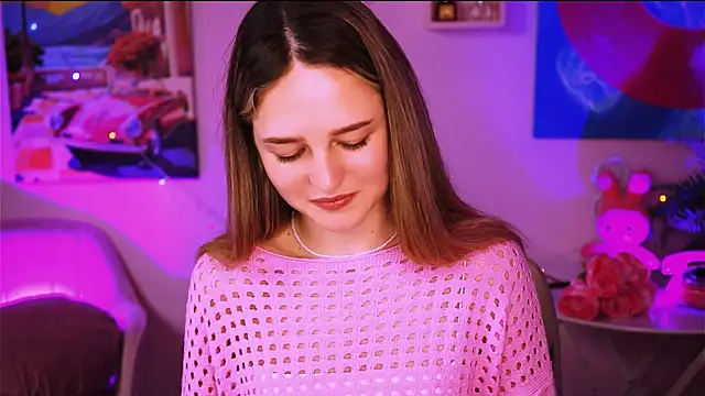 Snapshot of DeboraLarson chatting on 01-26-25, 07:32 DeboraLarson online show from 01-26-25, 07:32