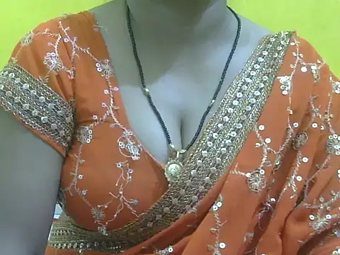 Snapshot of HOT-SEEMAA chatting on 06-06-26, 07:40 HOT-SEEMAA online show from 06-06-26, 07:40