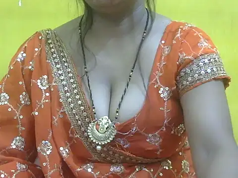 Snapshot of HOT-SEEMAA chatting on 06-07-26, 08:12 HOT-SEEMAA online show from 06-07-26, 08:12