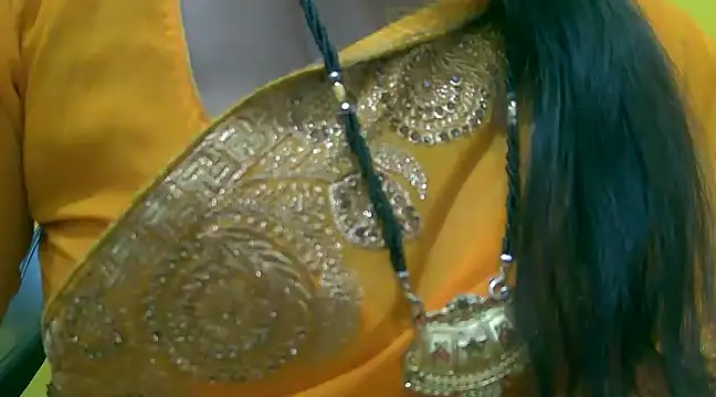 Snapshot of LOVE-SUSHILA chatting on 02-02-25, 10:13 LOVE-SUSHILA online show from 02-02-25, 10:13