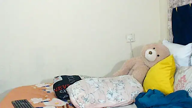 veronica1xxx online show from 04-21-26, 02:51