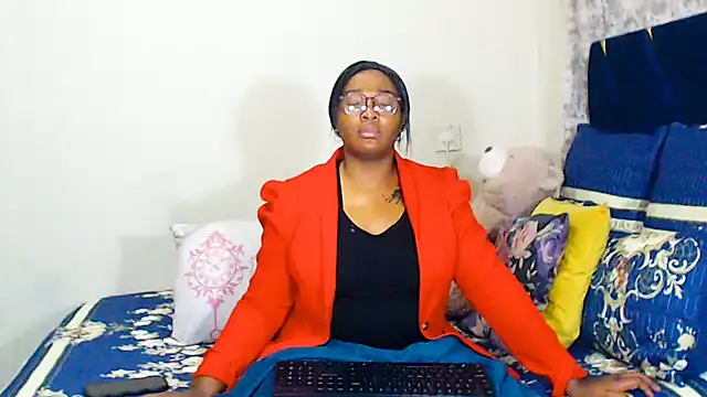 veronica1xxx online show from 04-24-26, 07:27