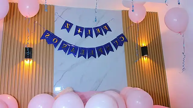 Snapshot of miss_Ari chatting on 12-28-24, 07:11 miss Ari online show from 12-28-24, 07:11