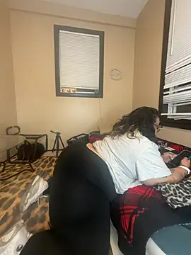 Snapshot of tillymarie34 chatting on 05-27-26, 02:41 tillymarie34 online show from 05-27-26, 02:41