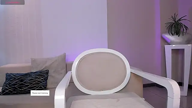 StacyWoods online show from 04-25-26, 01:41