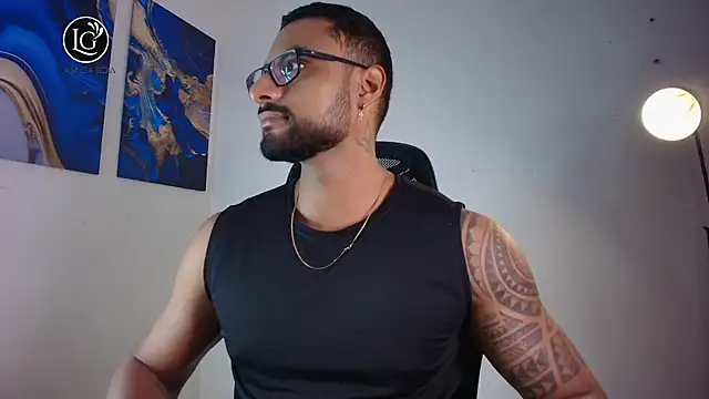 LiamGarcia1 online show from 03-18-26, 02:20