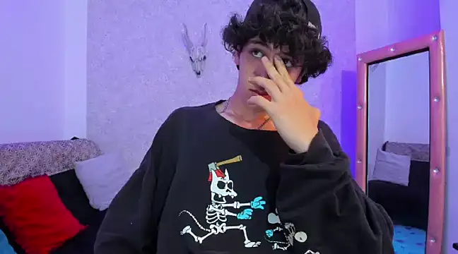 Snapshot of Kerverr_ chatting on 02-03-25, 10:32 Kerverr  online show from 02-03-25, 10:32