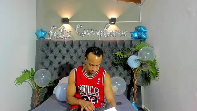 Salomon koude online show from 07-18-26, 01:43